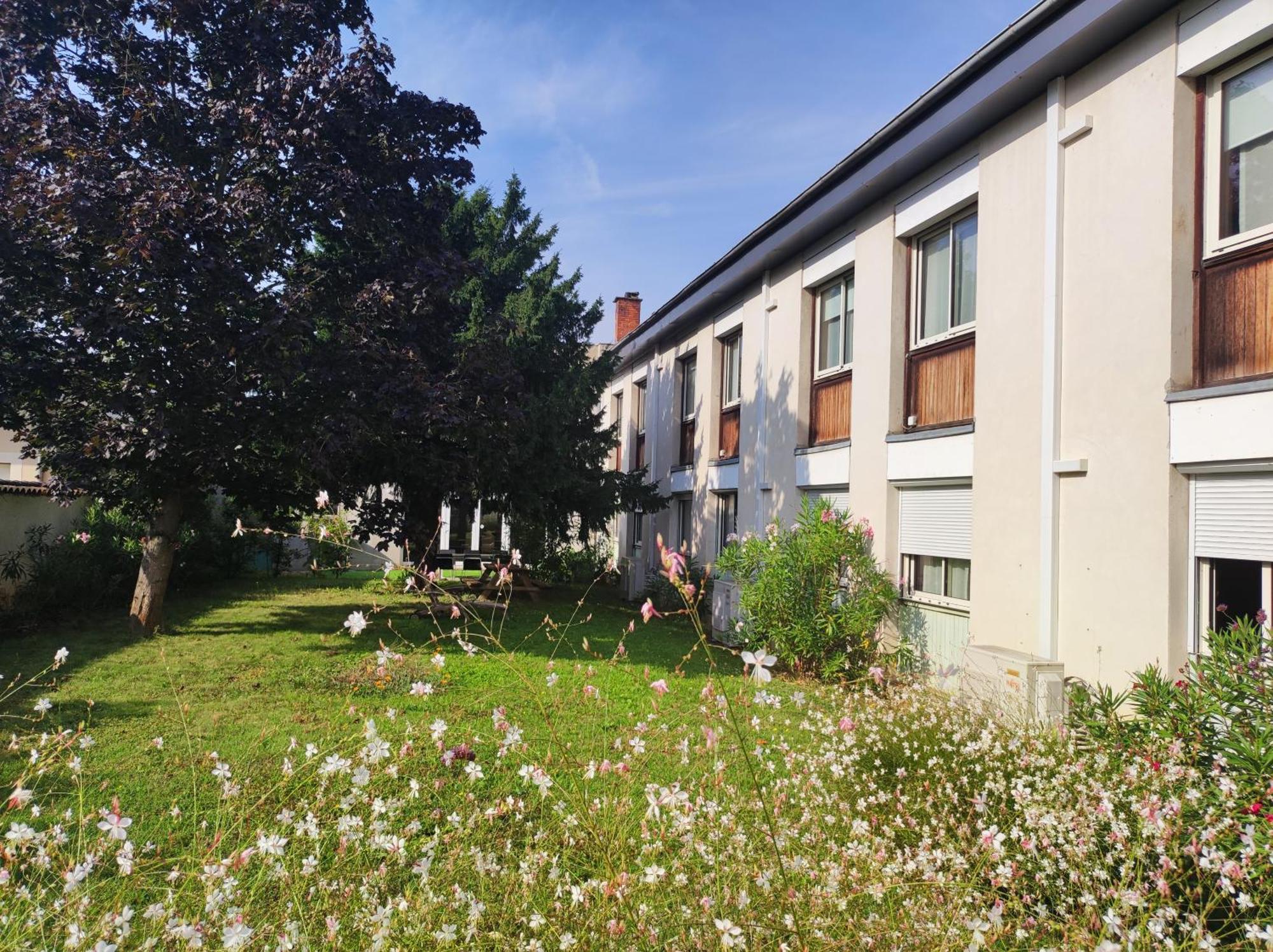 Moodz Hotel Vienne Pont-Eveque Buitenkant foto