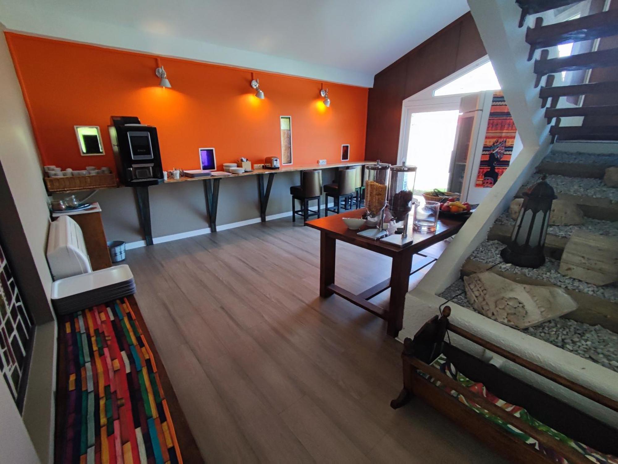 Moodz Hotel Vienne Pont-Eveque Buitenkant foto