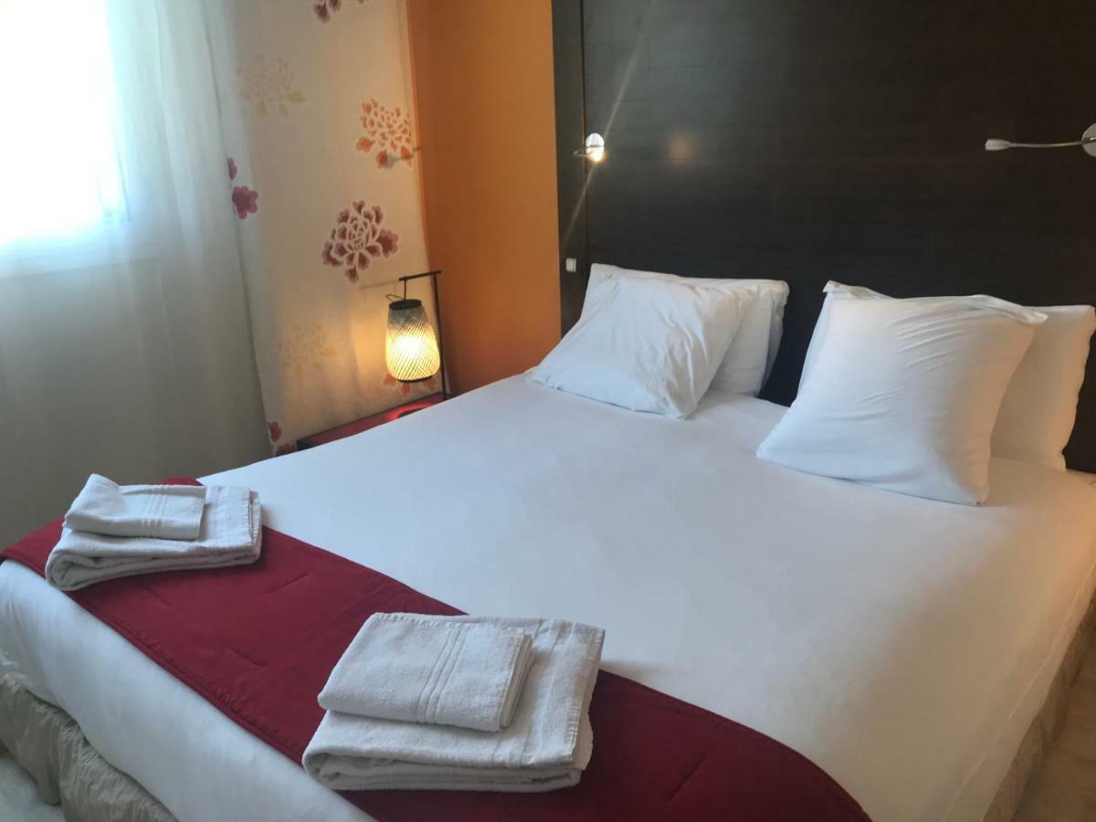 Moodz Hotel Vienne Pont-Eveque Buitenkant foto